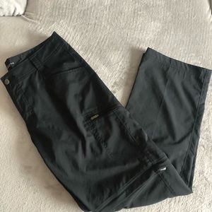 Columbia cargo pants/shorts size 32X32